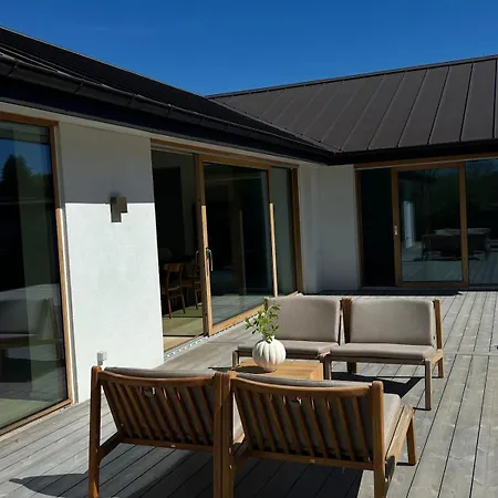 Nyaraló Brand New Designer House Near Sea And Nature